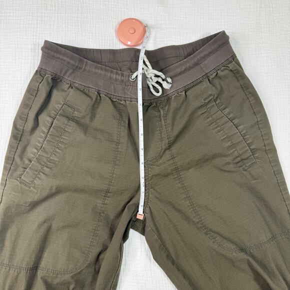 Vuori Olive Green Ripstop Traveler Jogger Pants Women Drawstring Outdoor Flawed - Picture 6 of 12